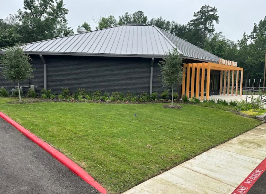 Lawn and landscape work by Dream Green Lawn Care